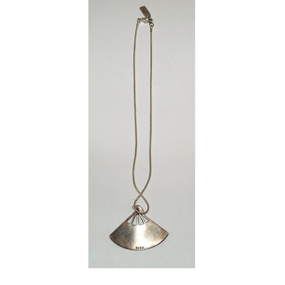 Foxy - Silver Toned Necklace with Enamel Fan Pendant - Picture 4 of 12